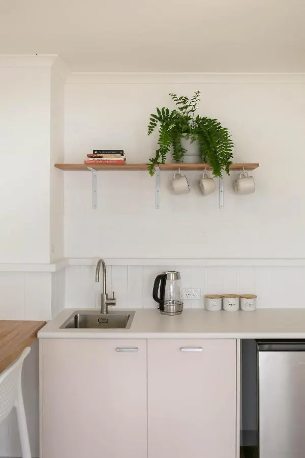 Abode Mooloolaba, Backpackers & Motel Rooms Hostel