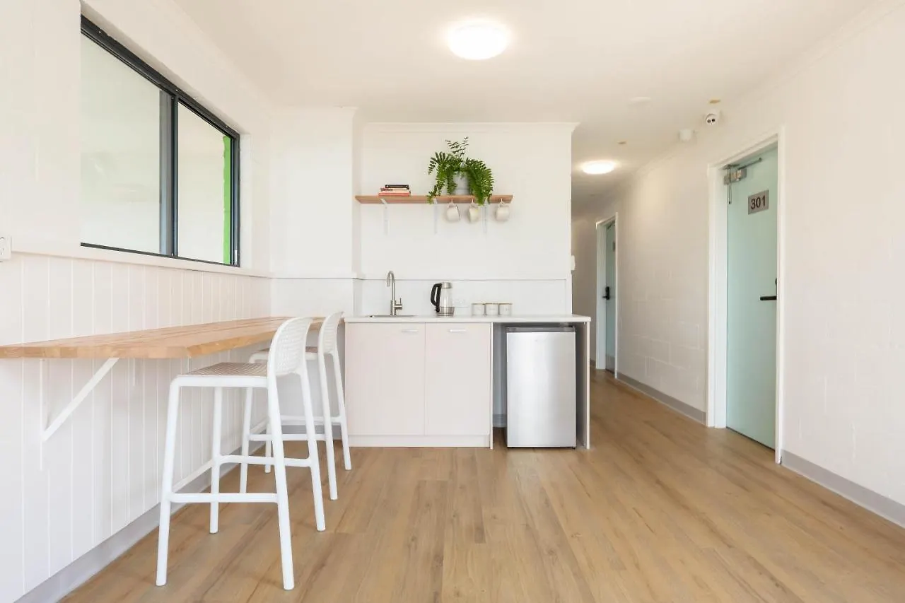 Abode Mooloolaba, Backpackers & Motel Rooms Hostel Mooloolaba